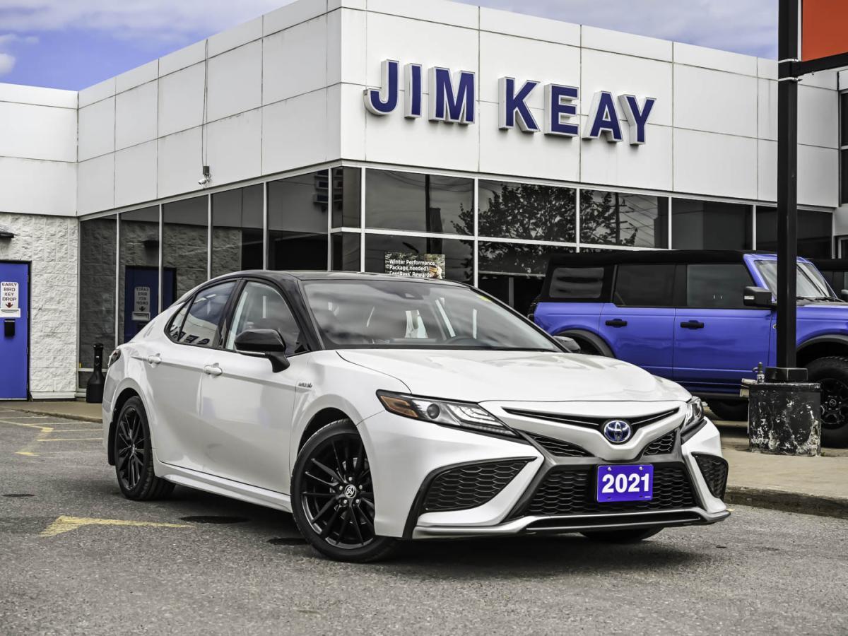 Toyota Camry 2021