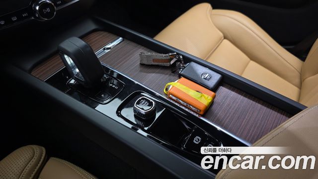 Volvo V60 2021