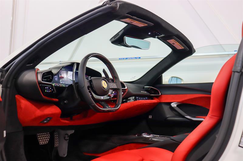 Ferrari 296 GTS 2024