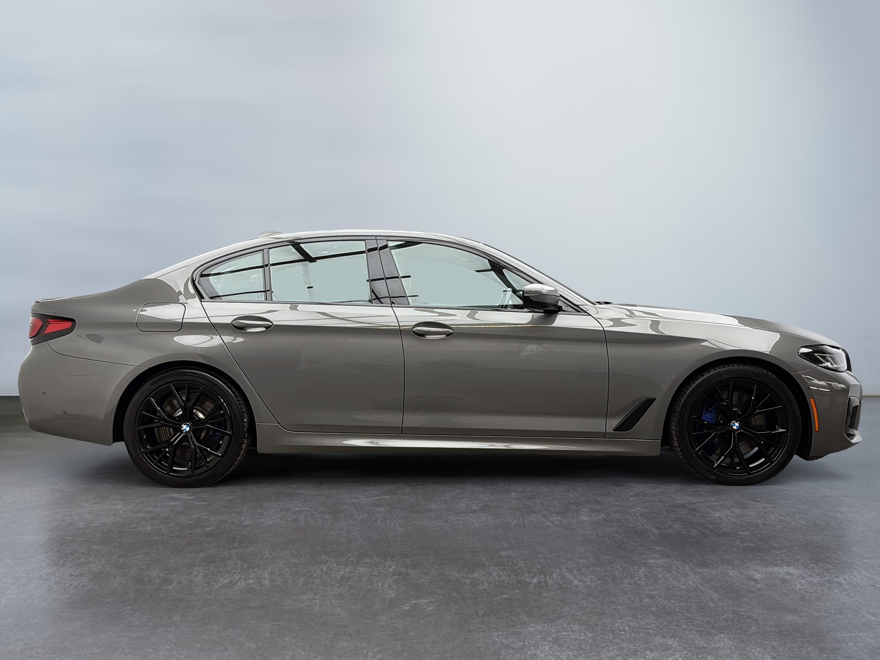 BMW 5 серии 2022