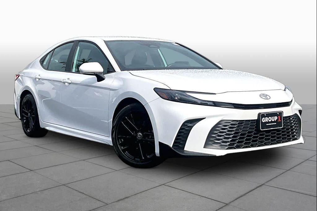 Toyota Camry 2025