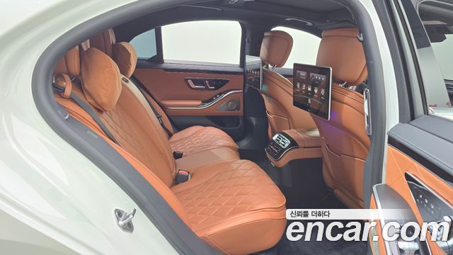 Mercedes-Benz S-Класс 2022