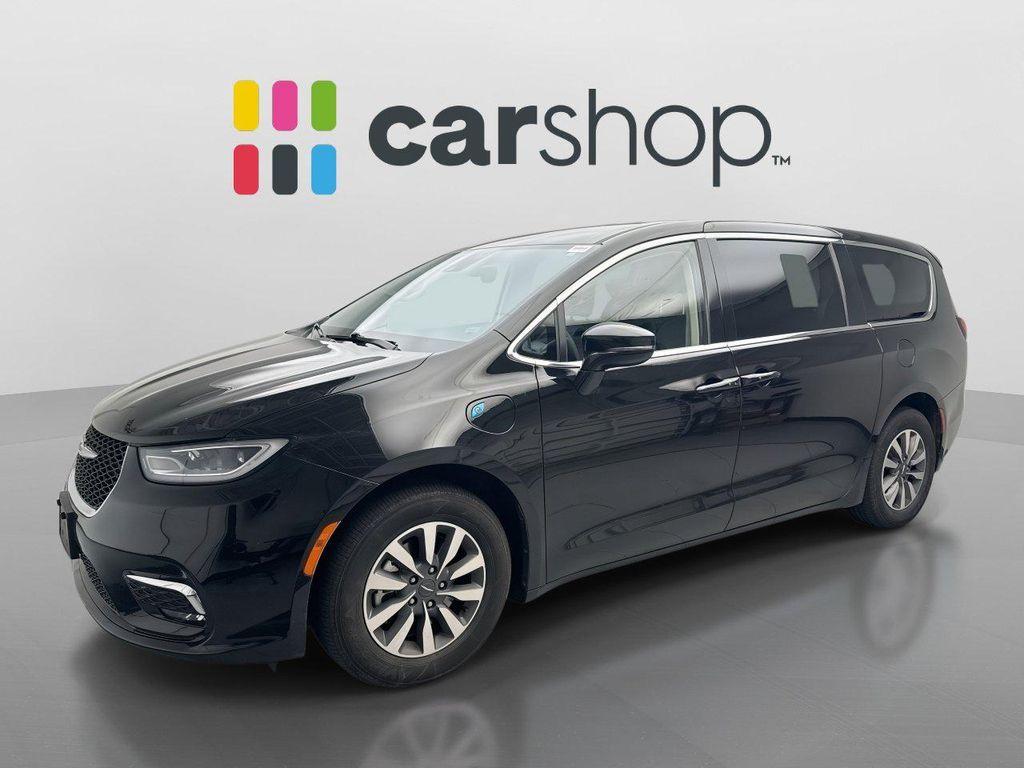 Chrysler Pacifica 2024