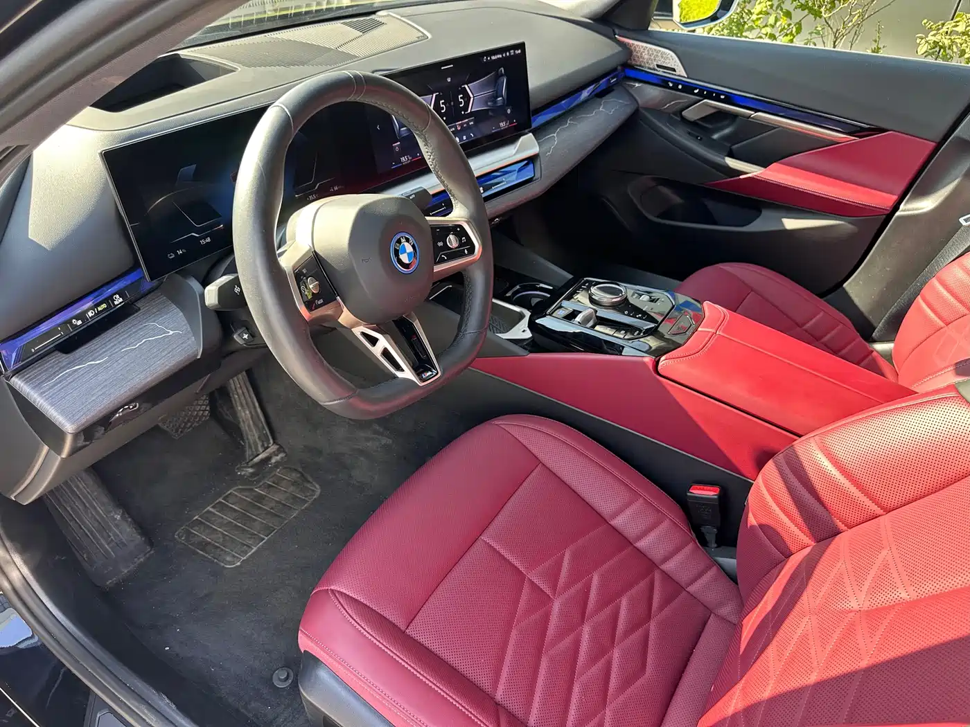 BMW i5 2025