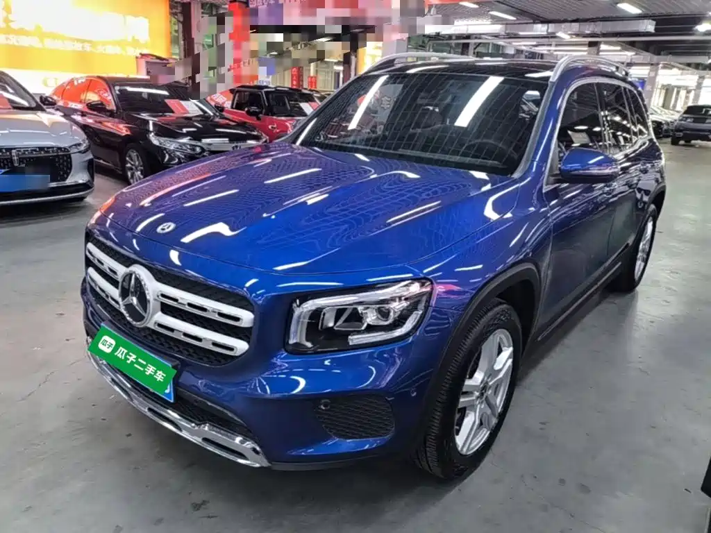 Mercedes-Benz GLB 2023