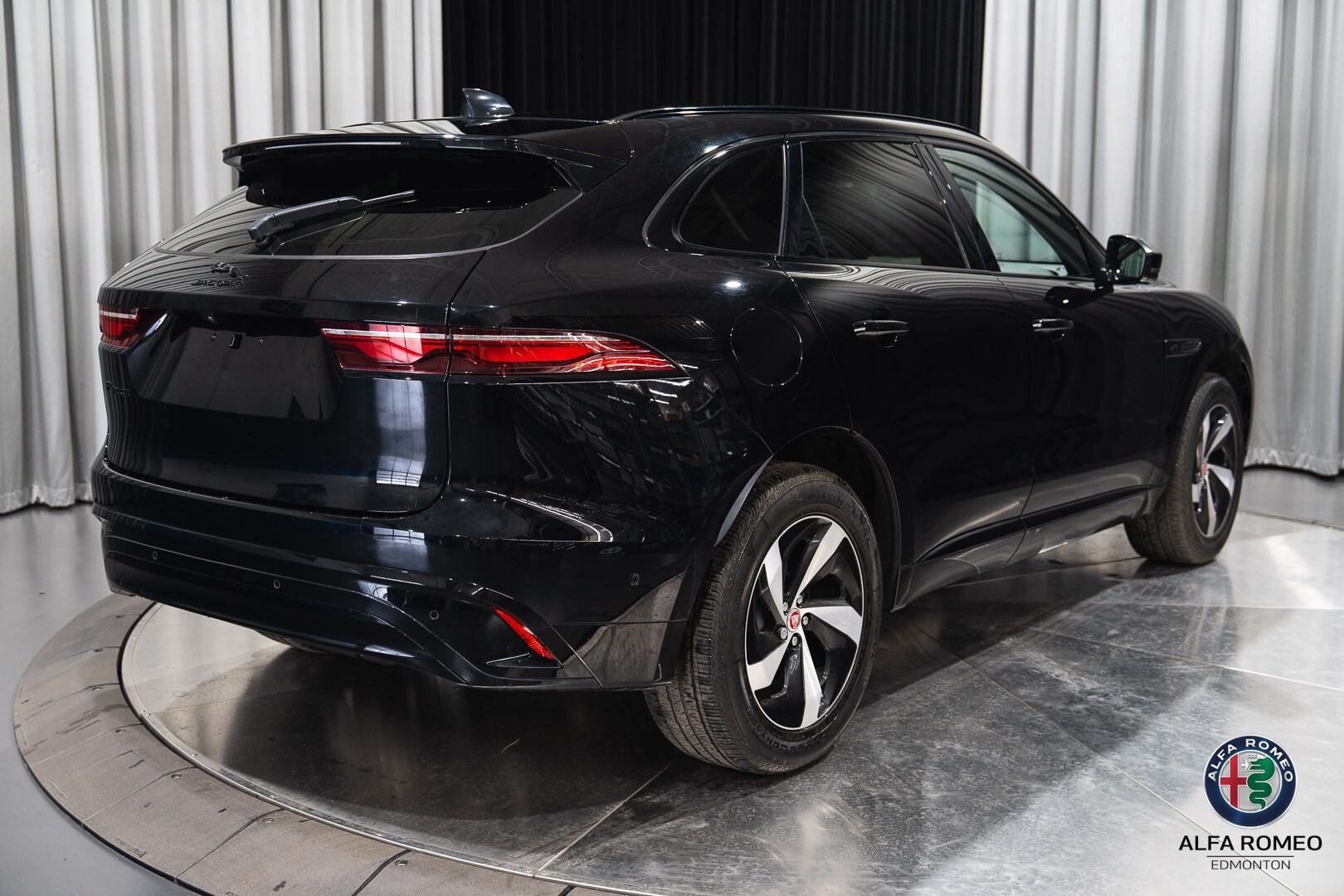 Jaguar F-Pace 2021