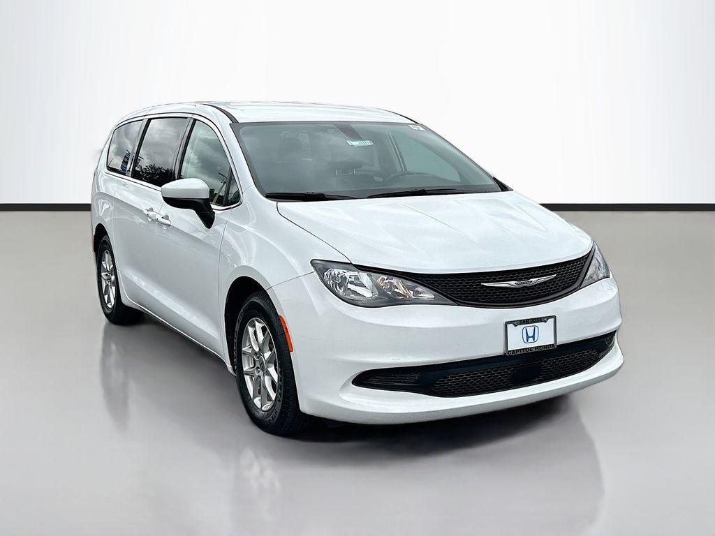 Chrysler Voyager 2022