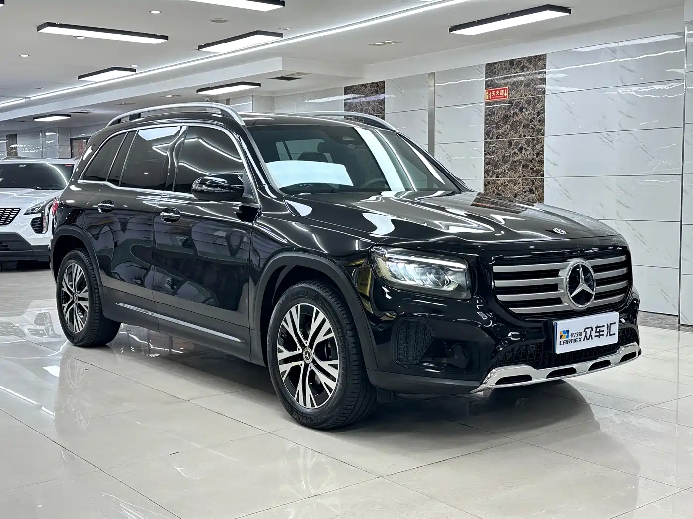 Mercedes-Benz GLB 2024