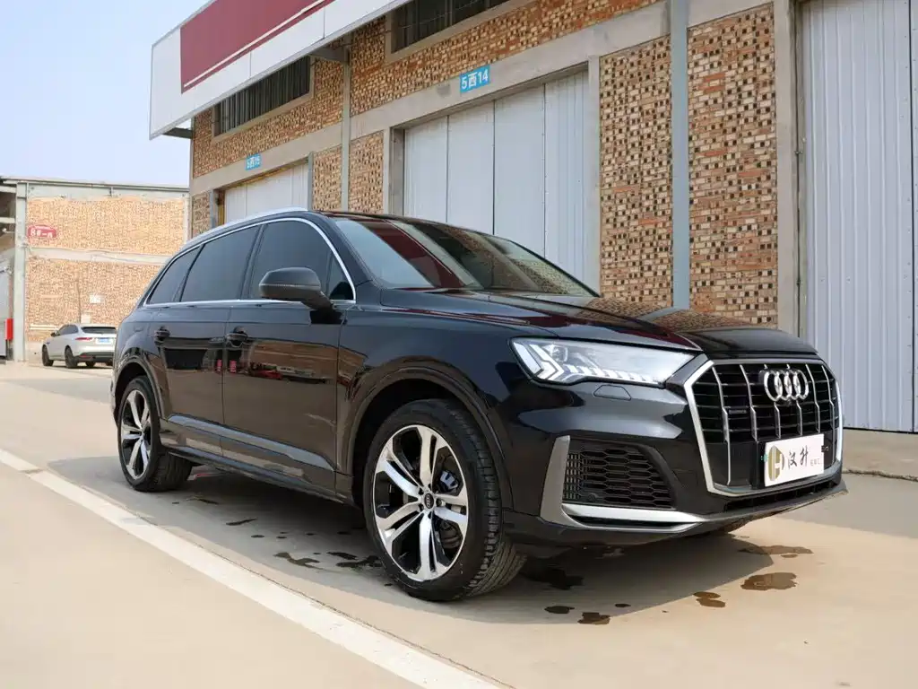 Audi Q7 2021
