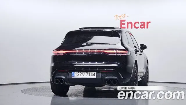 Porsche Macan 2022