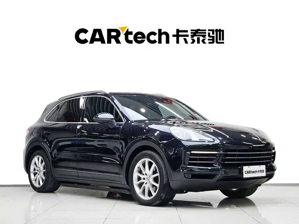Porsche Cayenne 2021