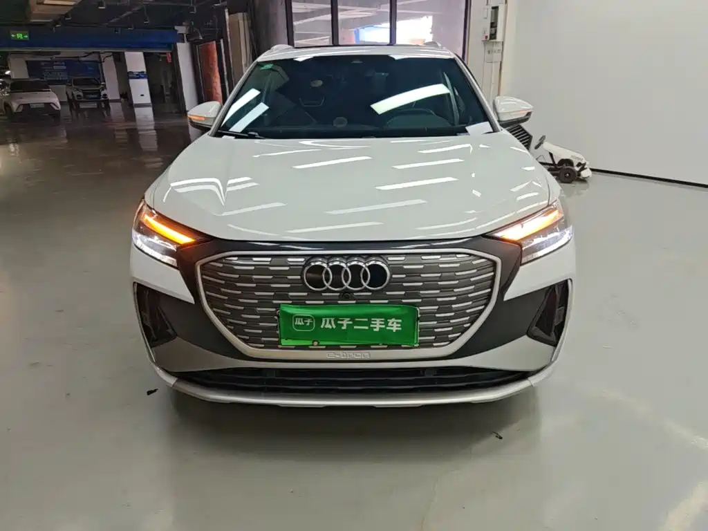 Audi Q4 e-tron 2025
