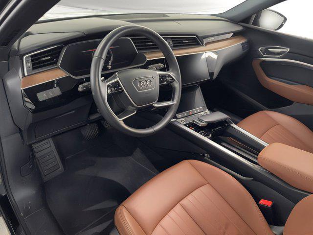 Audi e-tron 2022