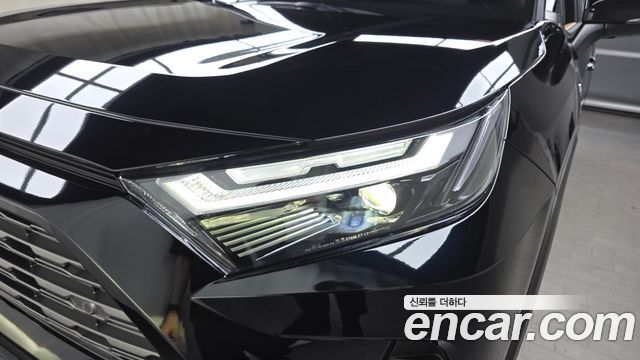 Toyota RAV4 2025