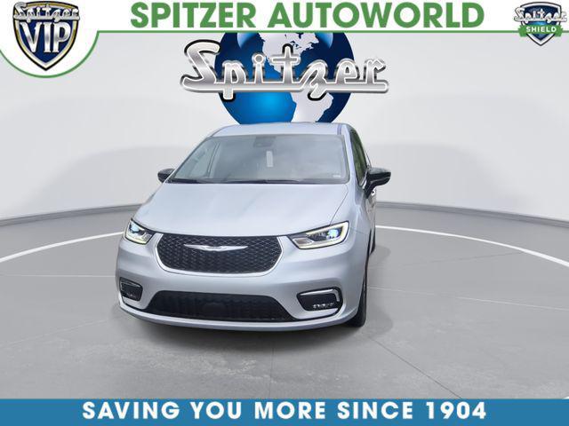 Chrysler Pacifica 2024