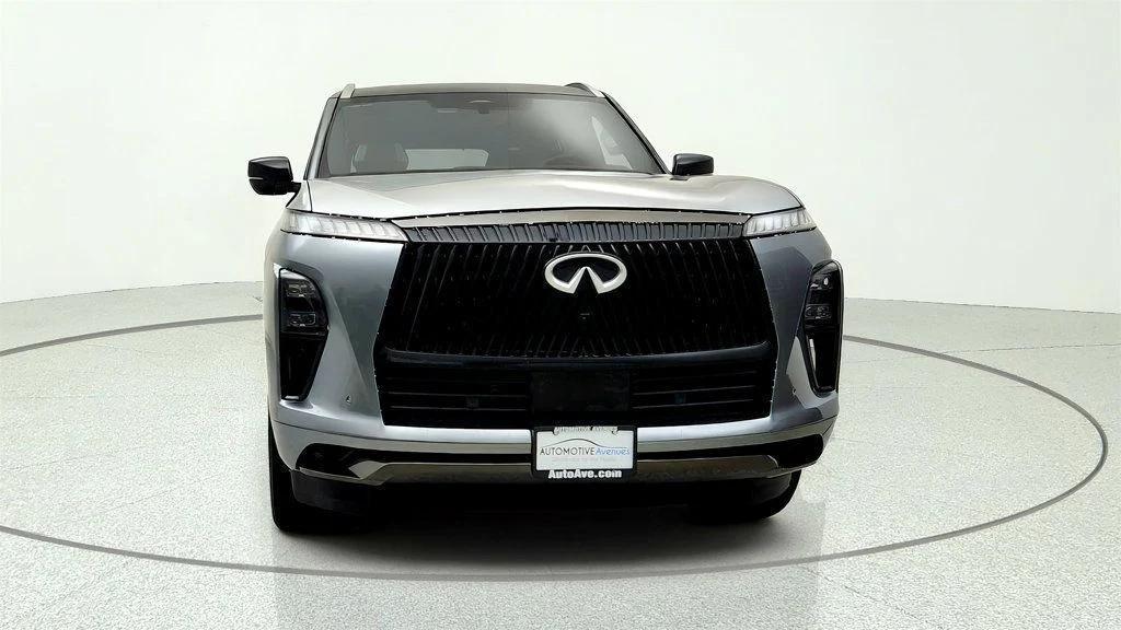 Infiniti QX80 2025