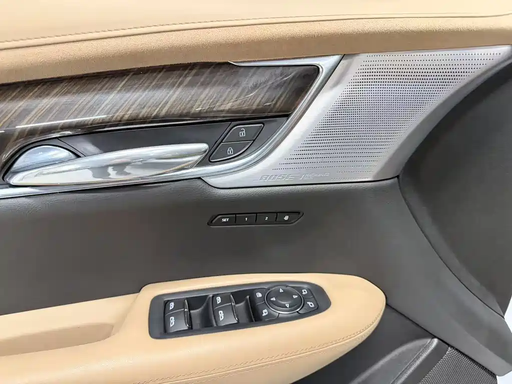 Cadillac XT6 2023