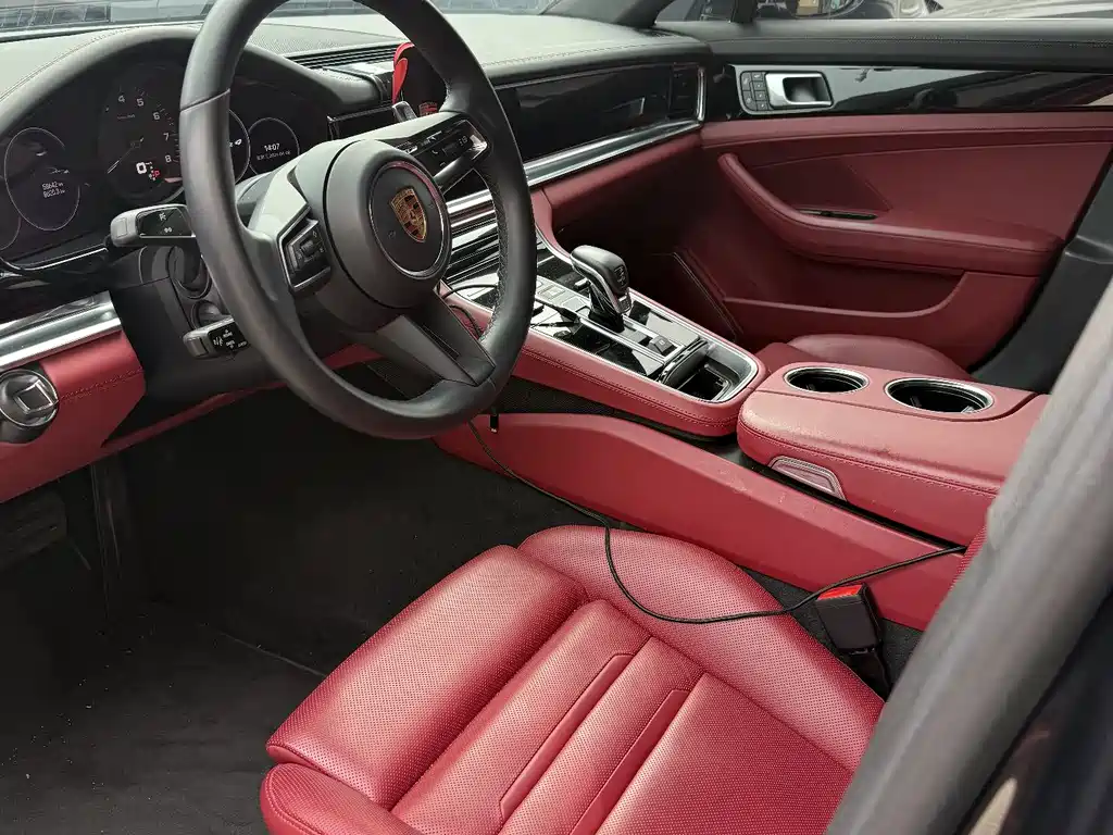 Porsche Panamera 2022