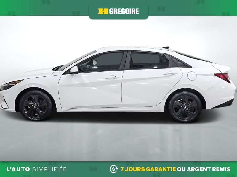 Hyundai Elantra 2022