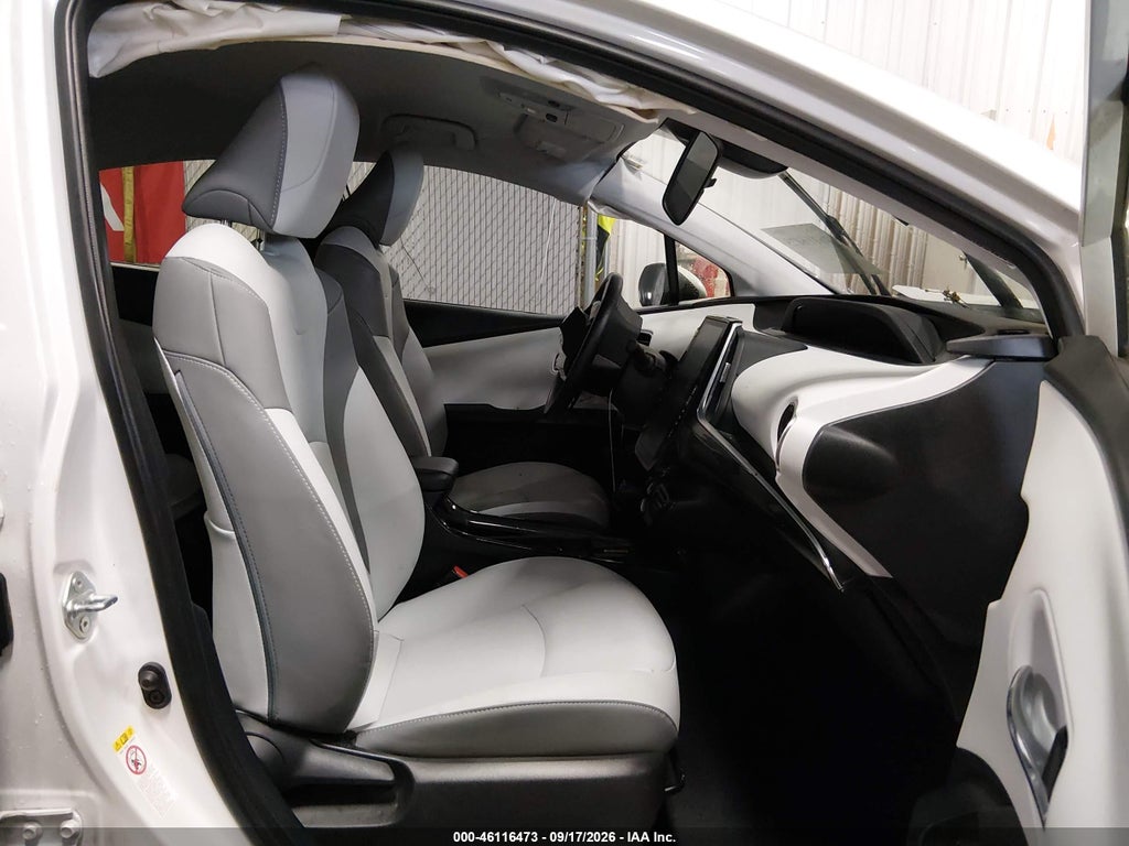 Toyota Prius 2021