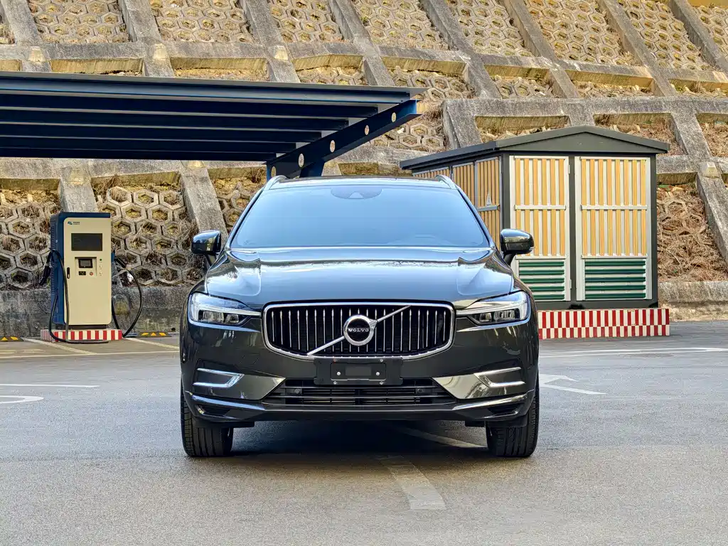 Volvo XC60 2021