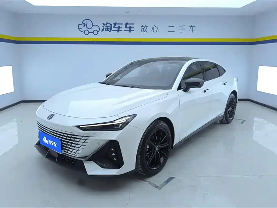 Changan UNI-V 2024