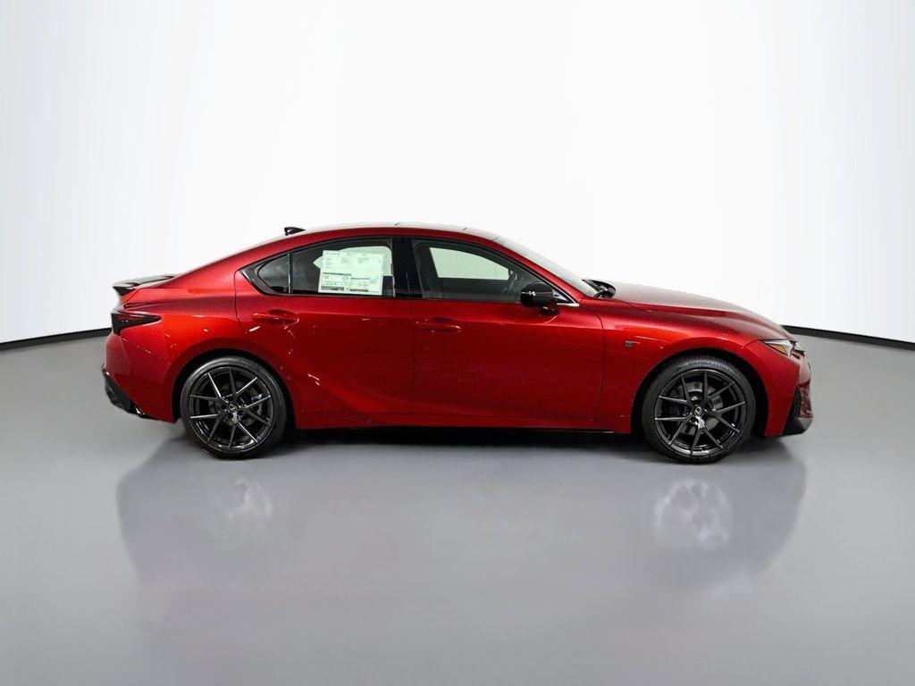 Lexus IS 2026