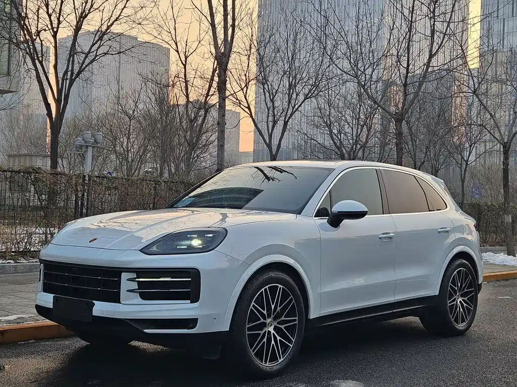 Porsche Cayenne 2024