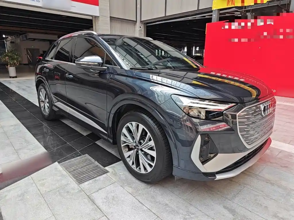 Audi Q4 e-tron 2023