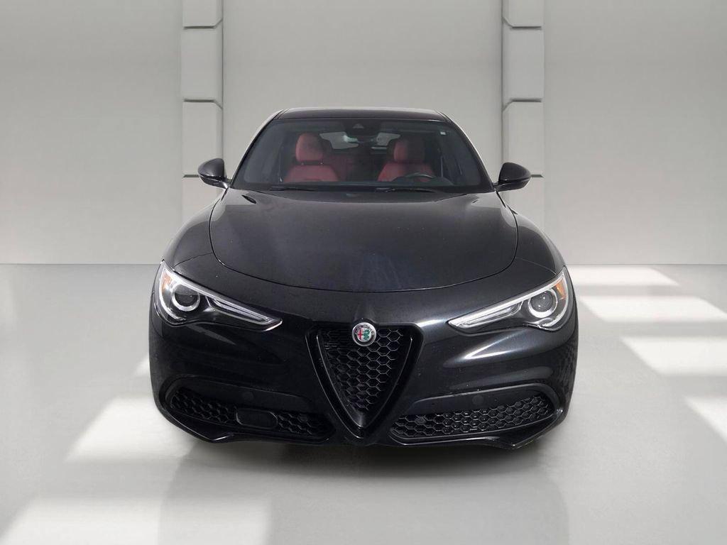 Alfa Romeo Stelvio 2023