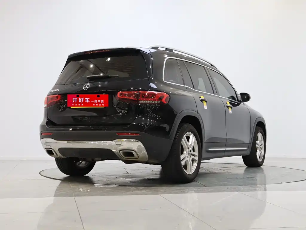 Mercedes-Benz GLB 2021