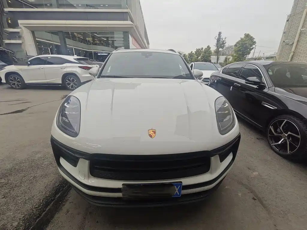 Porsche Macan 2023