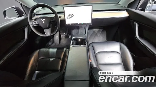 Tesla Model Y 2021