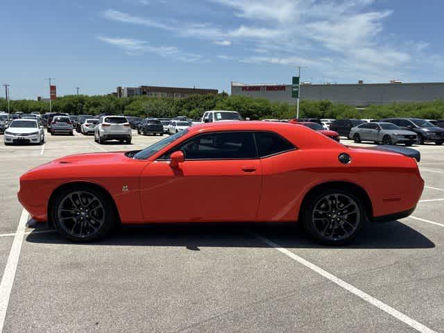Dodge Challenger 2023