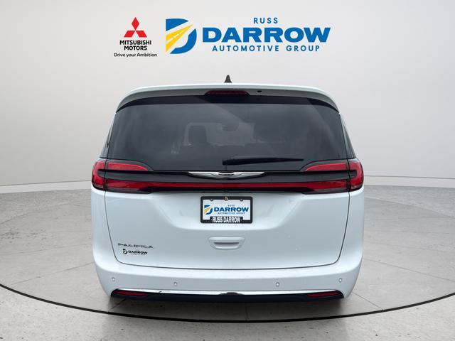 Chrysler Pacifica 2024