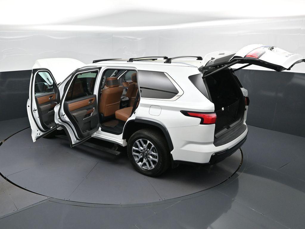 Toyota Sequoia 2025