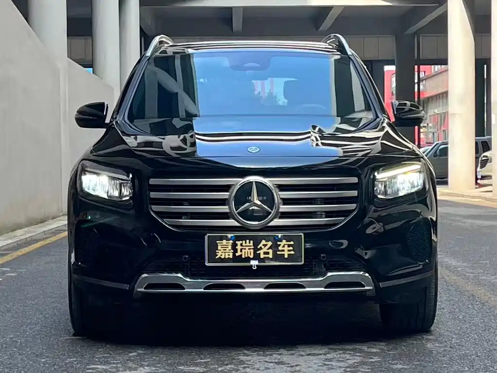 Mercedes-Benz GLB 2025