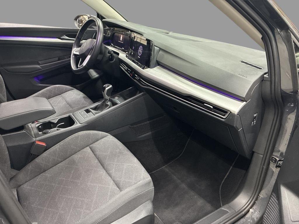 Volkswagen Golf 2024