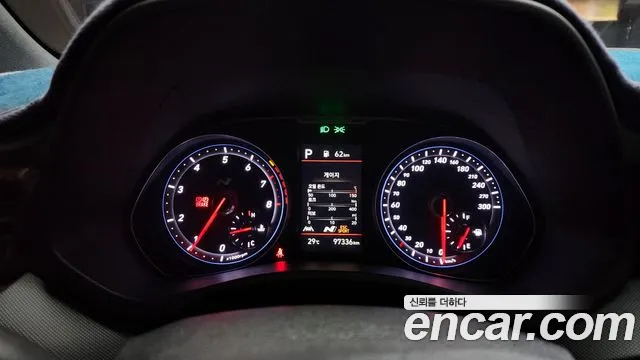 Hyundai Veloster 2021