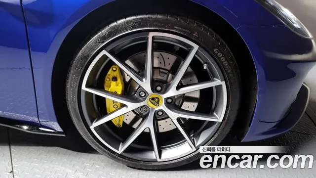 Lotus Emira 2024