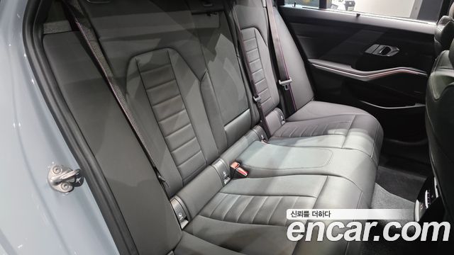 BMW 3 серии 2025