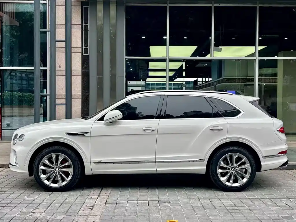 Bentley Bentayga 2021
