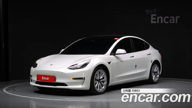Tesla Model 3 2022