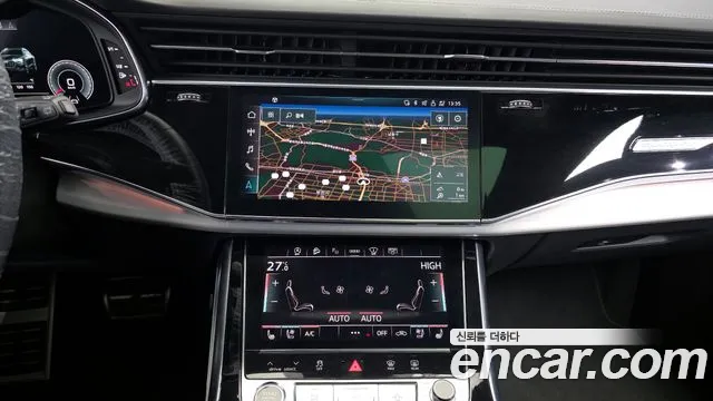 Audi Q8 2021