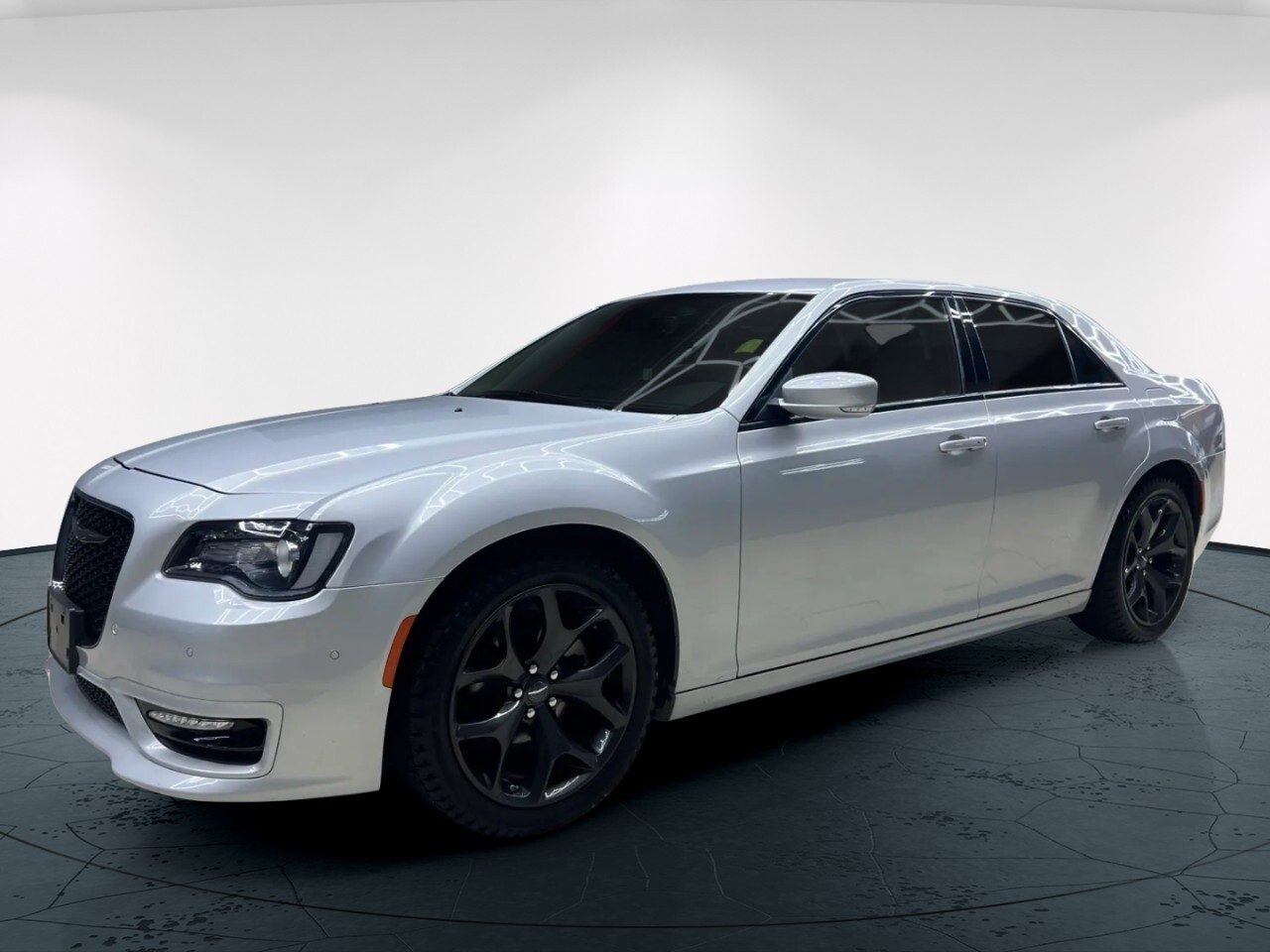 Chrysler 300 2022