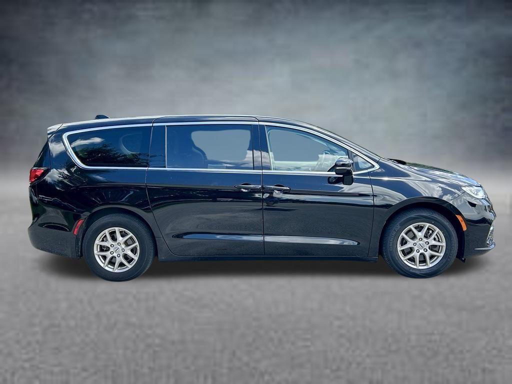 Chrysler Pacifica 2024
