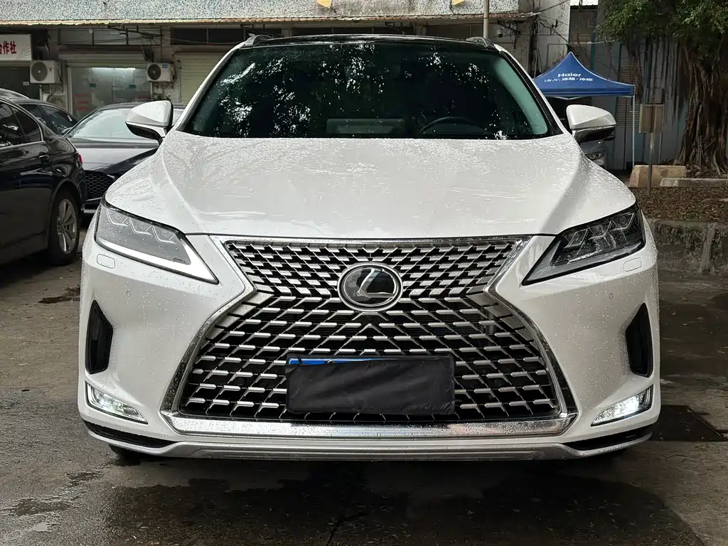 Lexus RX 2022
