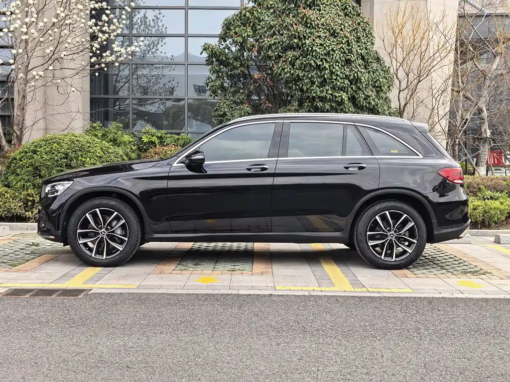 Mercedes-Benz GLC 2022