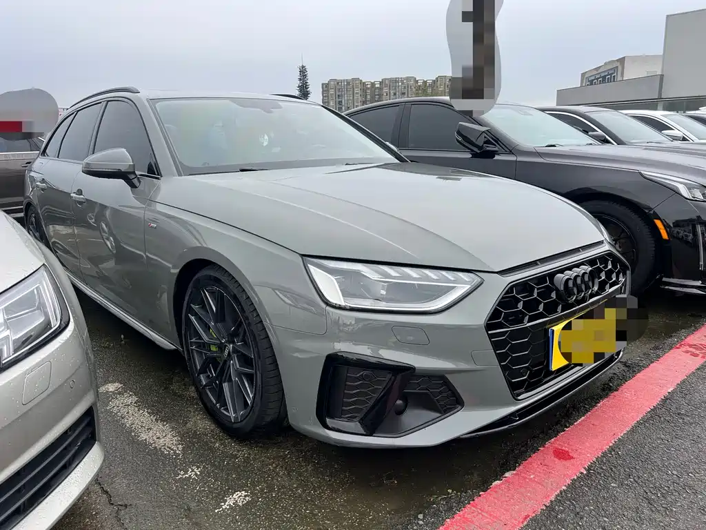 Audi A4 2021