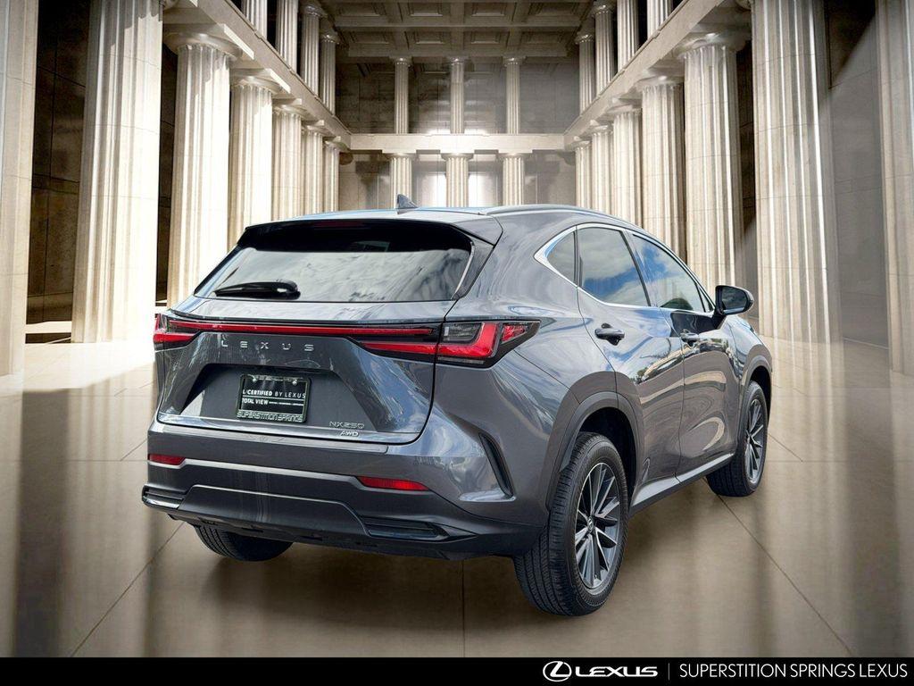 Lexus NX 2025